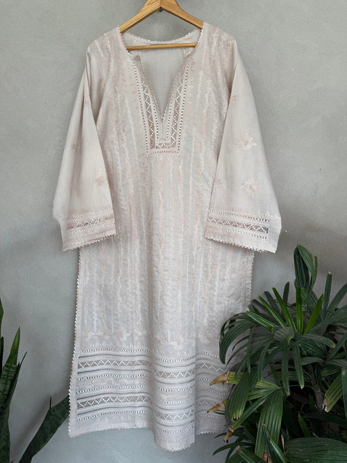 Beige & Peach Tarkashi Kurta