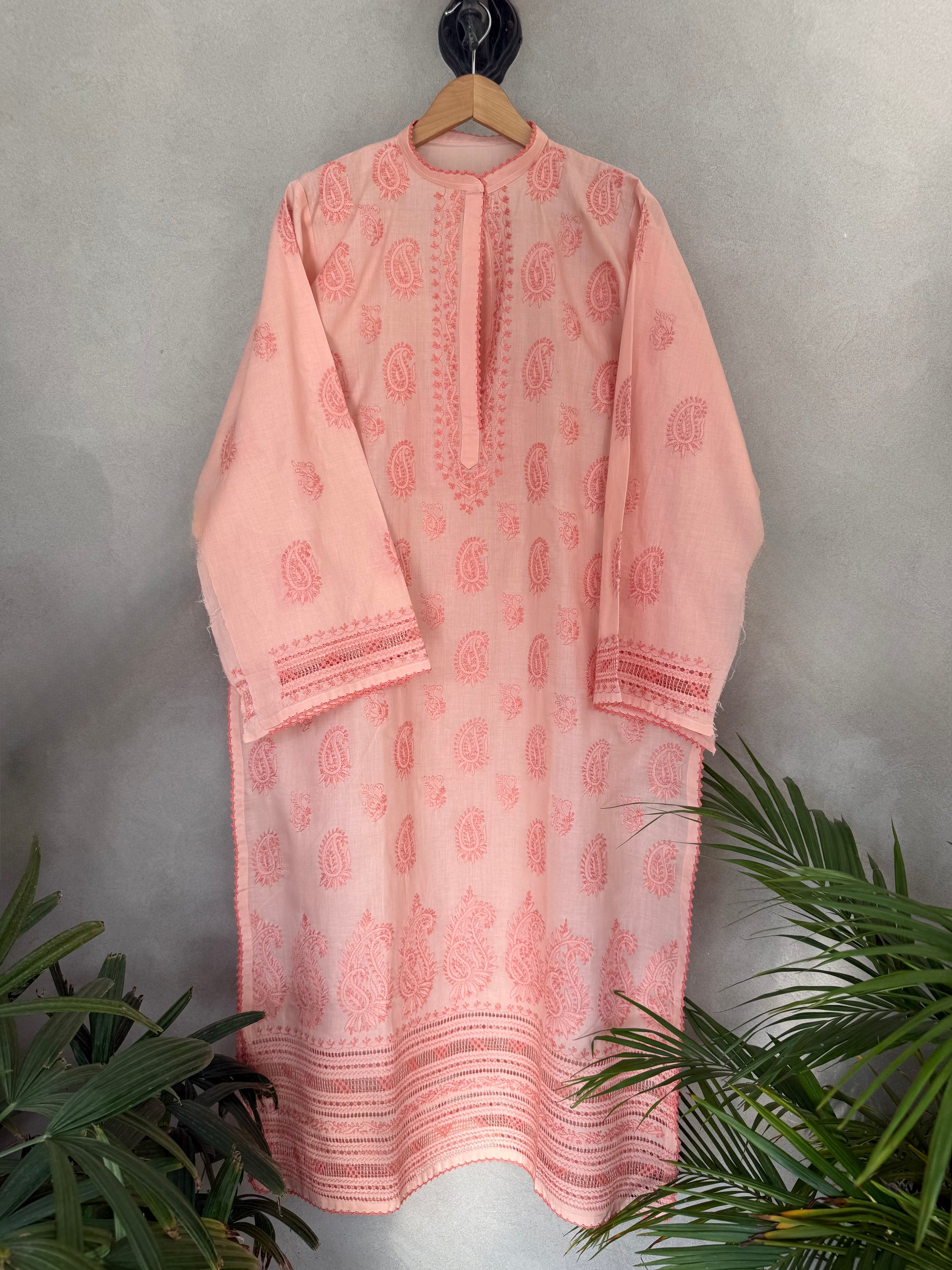 Pink tarkashi kurta