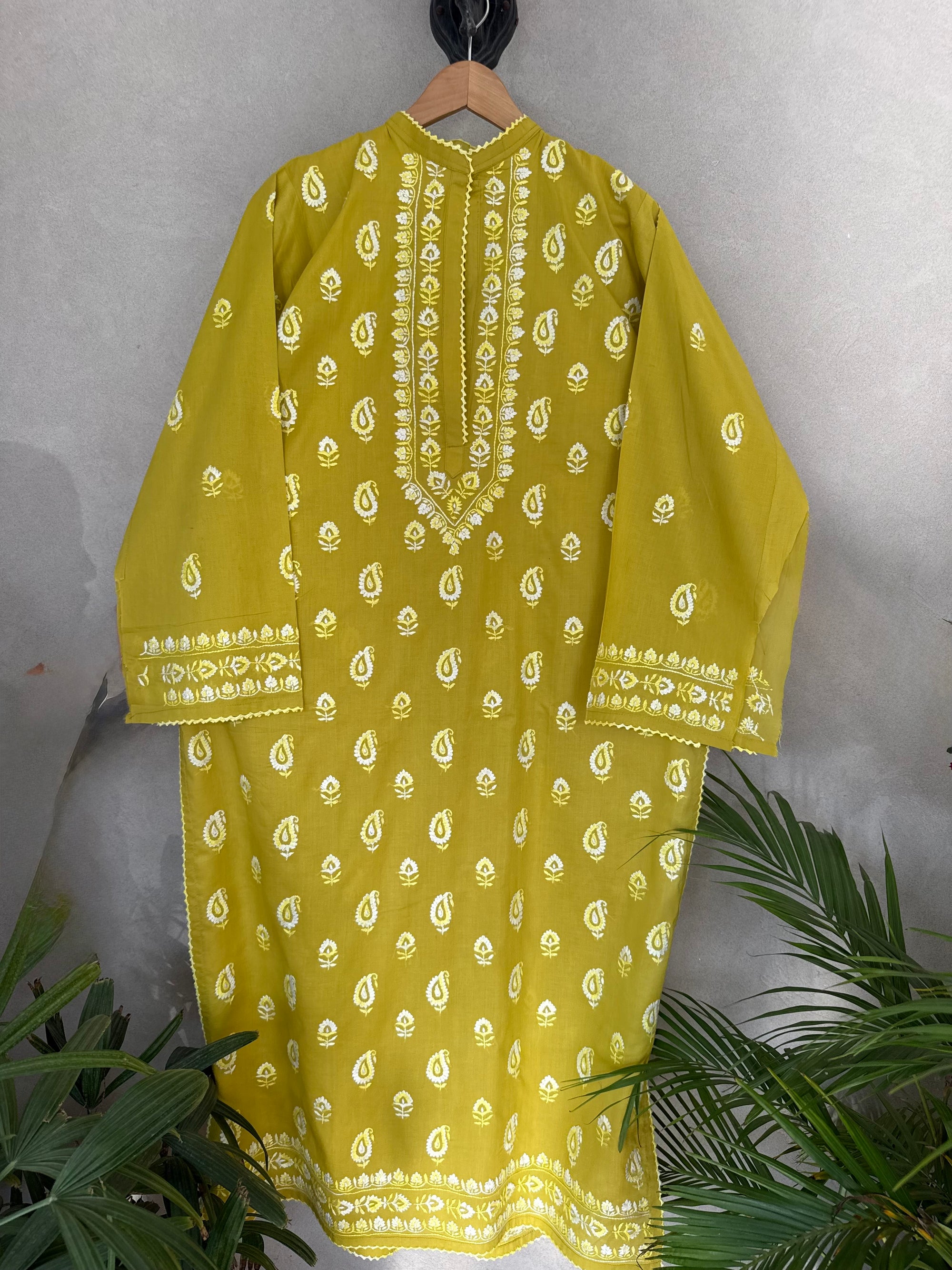 Kashmiri embroidered kurta
