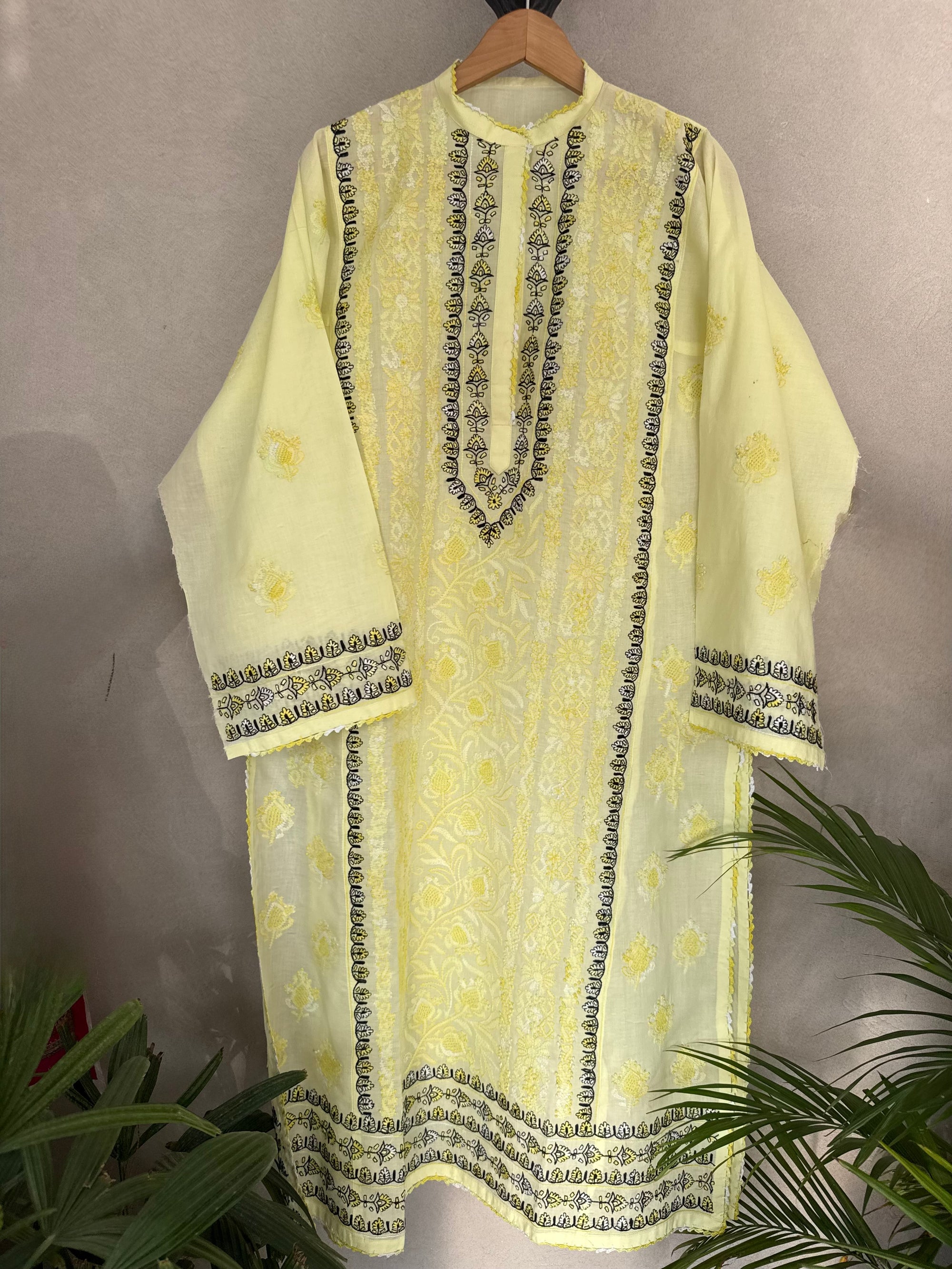 Yellow and black kashmiri embroidery